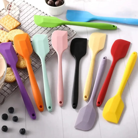 Silicone Spatula for Baking and Cooking, Cream Mixing Spatula, Kitchen Utensil for Cake Decorating