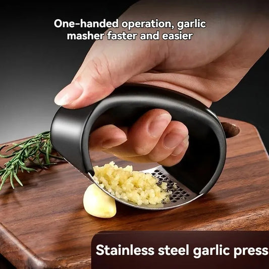 Stainless Steel Easy-Clean Garlic Press Pounder Kitchen Tool